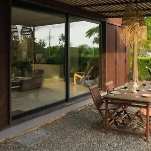 menta-house.top-hotels-tarragona.com/