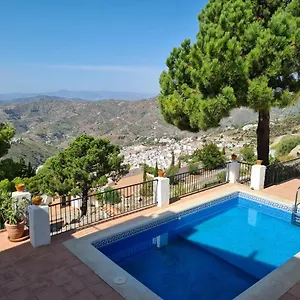 https://lovely-2-bed-apartment-with-stunning-views-pool.1costadelsol.com