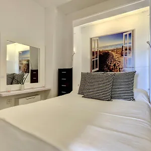 https://marina-de-la-duquesa-805.1costadelsol.com